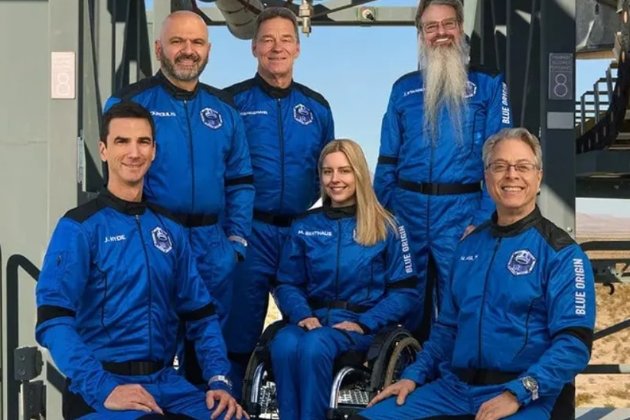 У США вперше запустили в космос людину у візку