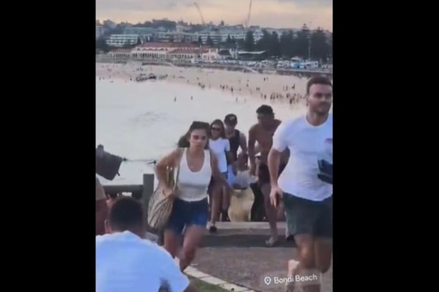 На пляжі в Австралії, де святкували Хануку, невідомі відкрили вогонь по людях: загинули 10 людей (відео)