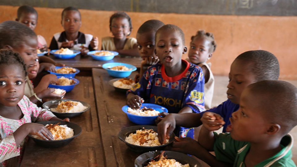 Що школярі їдять у Беніні