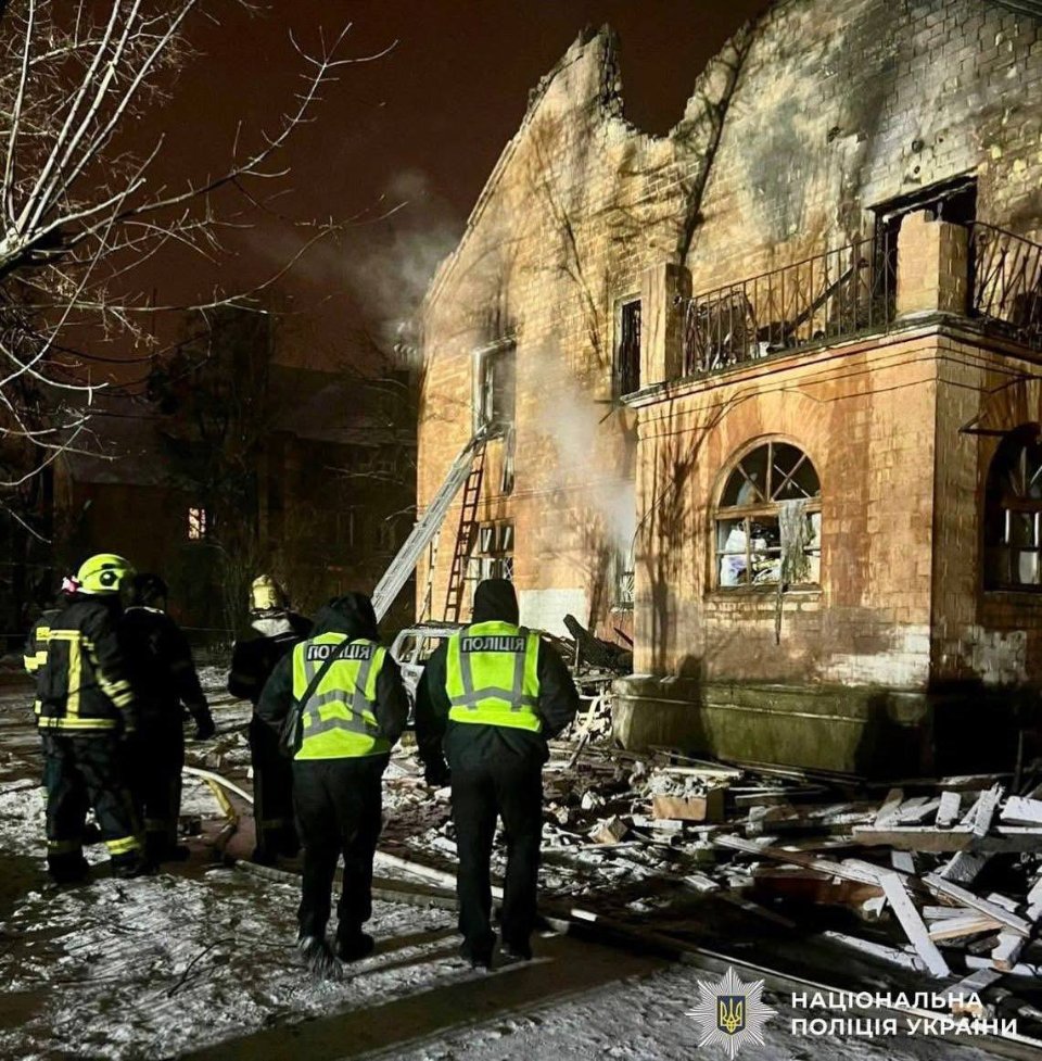 Росія масовано атакувала Україну ракетами і дронами: у Києві загинули люди, а у Львові уражено критичну інфраструктуру