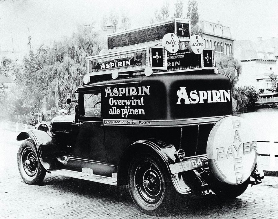 Рекламний автомобіль Bayer в Нідерландах, 1929 рік