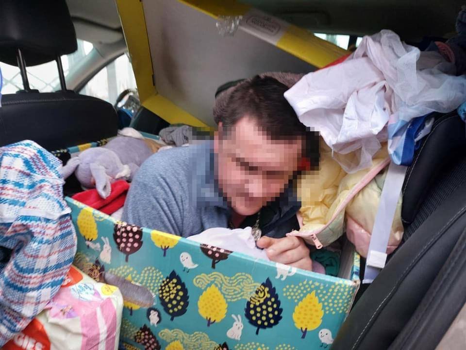 Хотів втекти з України. Але не вдалось. На кордоні затримали чоловіка, що хотів втекти