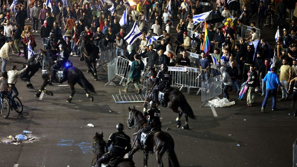 Протести в Іїраїли сутички з поліцією
