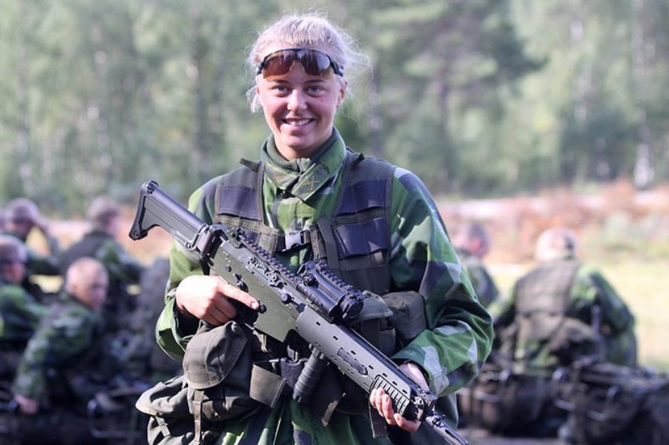 жінки армія швеції