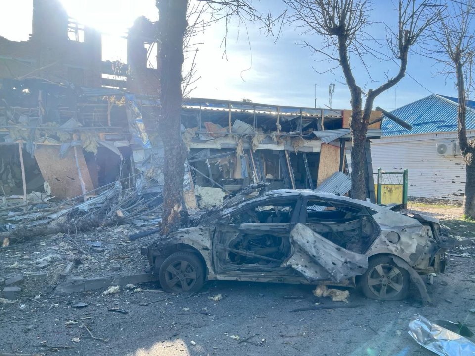 удар кабів по білопіллю 