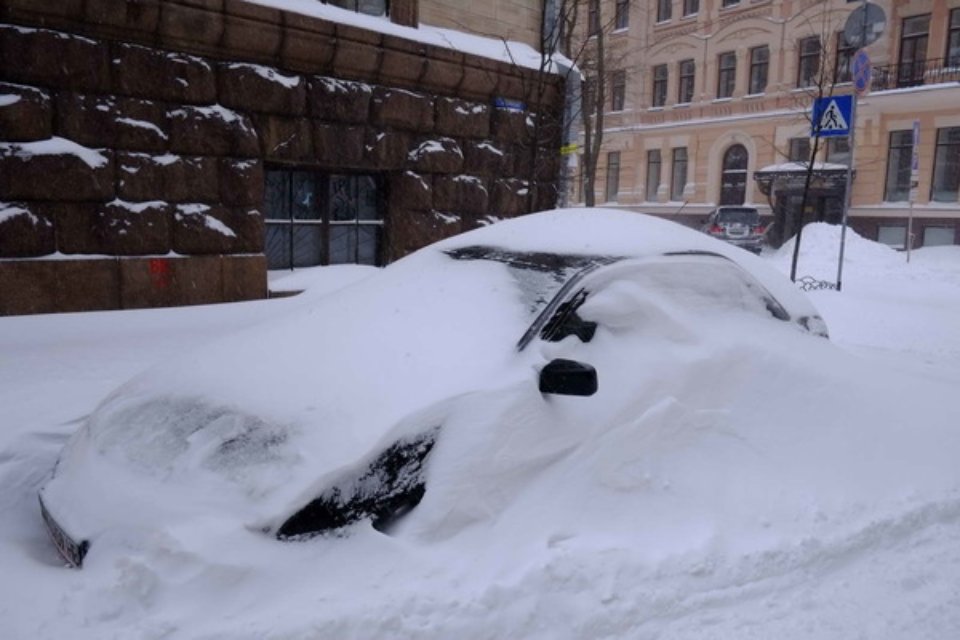 снігопад квітень київ