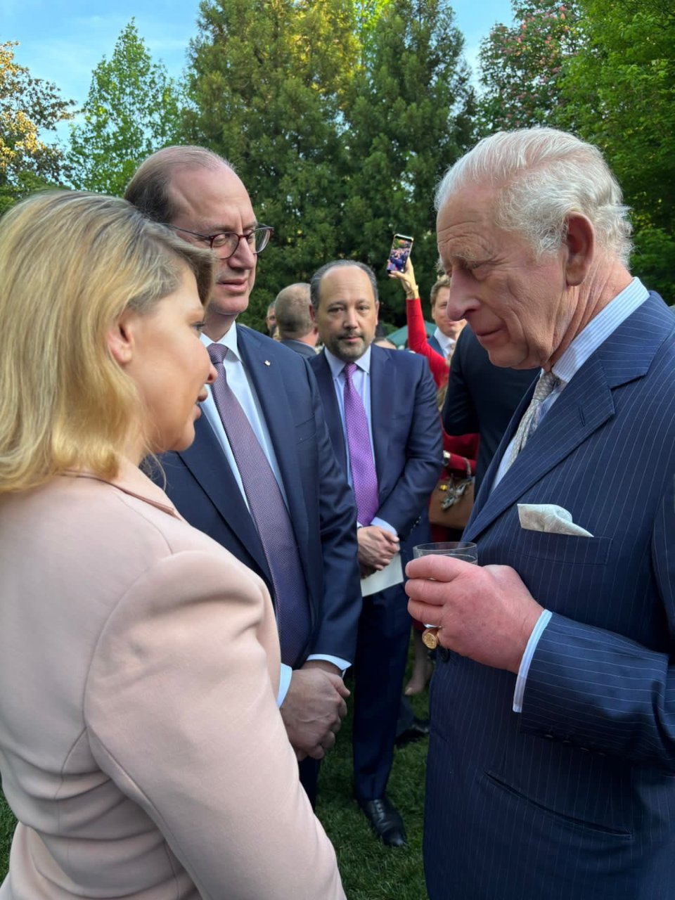 Король Карл ІІІ з чаювання із Трампом розпочав чотириденний візит до США: яка його програма