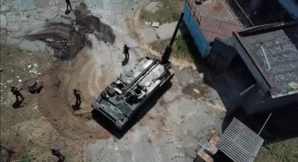 Скріншот з відео пропагандистів, яке дозволило виявити ворожу артилерію