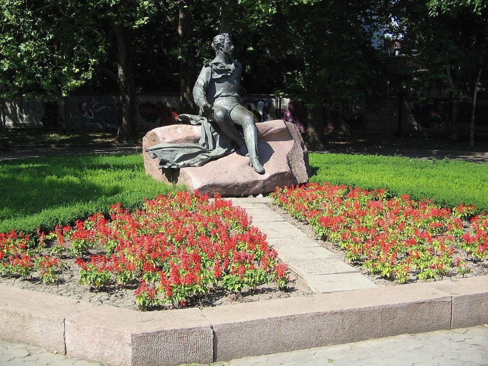 Памятник Пушкіну