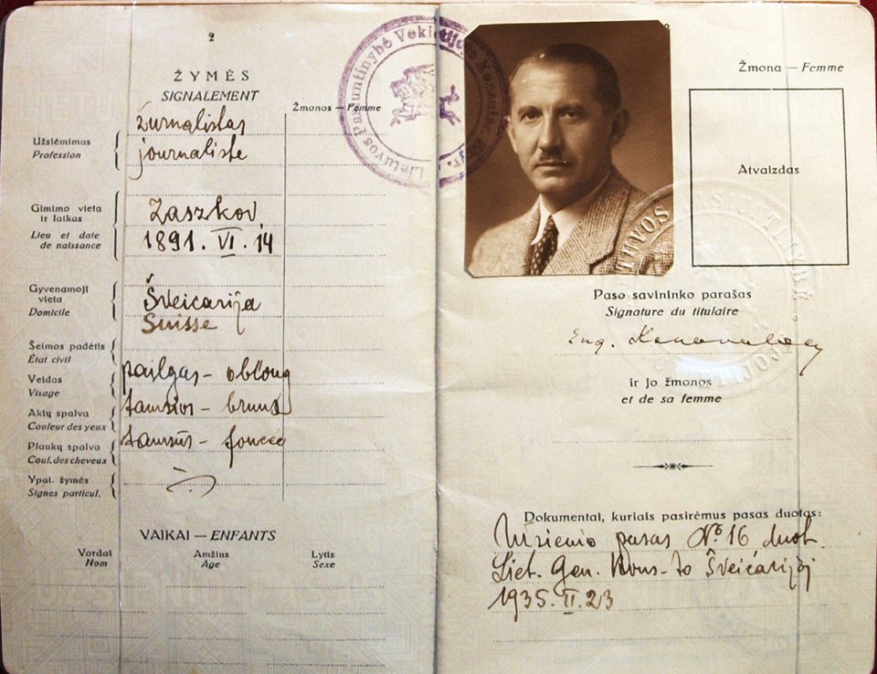 Литовський паспорт Євгена Коновальця