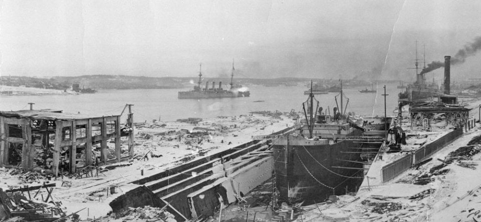 Вибух у Галіфаксі 1917, руйнування у порту