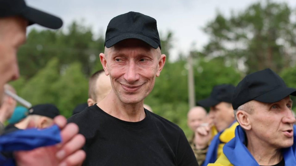 Новий обмін полоненими: Україна звільнила з полону групу важкохворих захисників