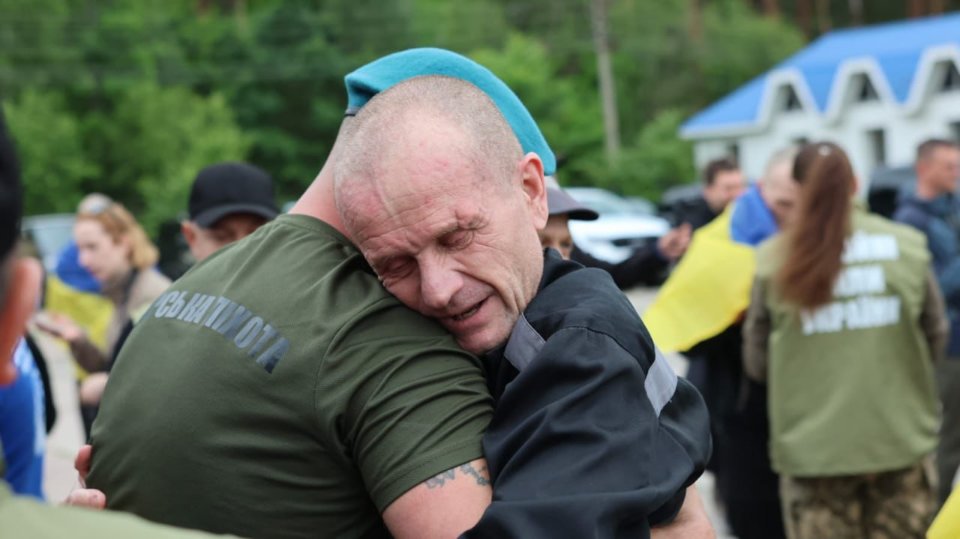 До України з російського полону повернули ще одну групу важкопоранених військових