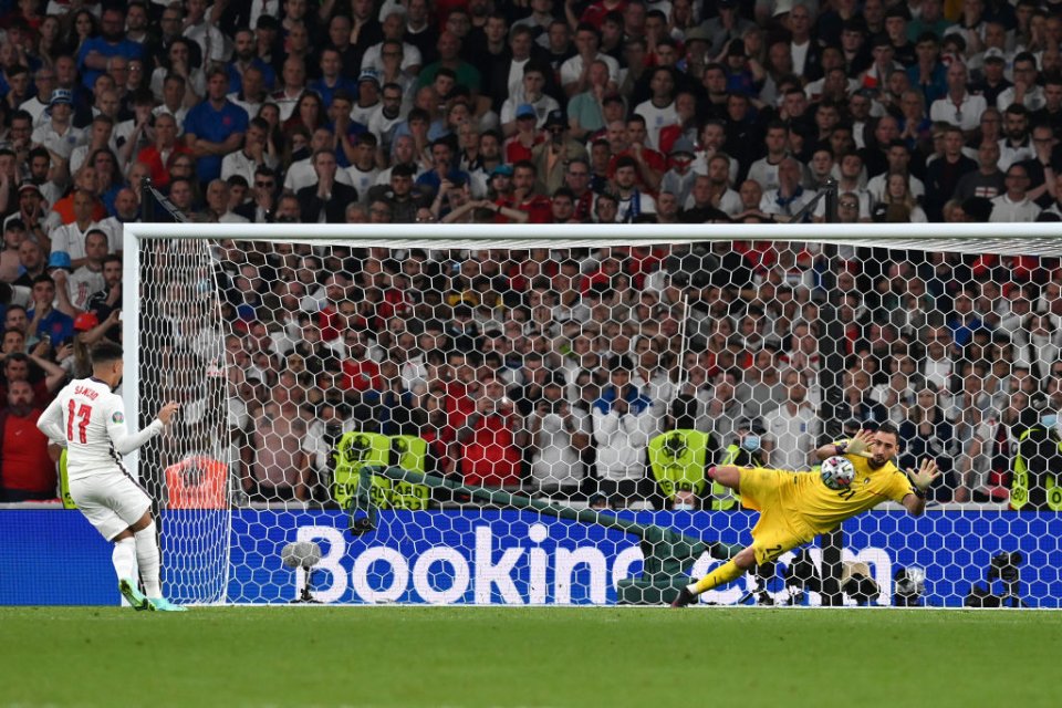 Доннарумма на Євро-2020 виграв дві серії пенальті / Getty Images