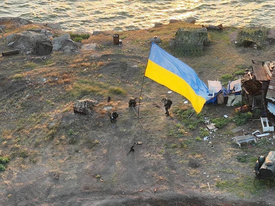 Український прапор на острові Зміїний