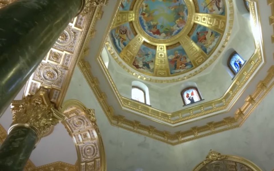 Мавзолей Леоніда Яковишина