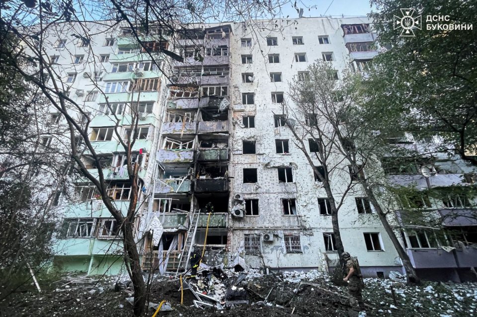 Окупанти обстріляли Україну дронами та ракетами: що відомо про наслідки (фото)