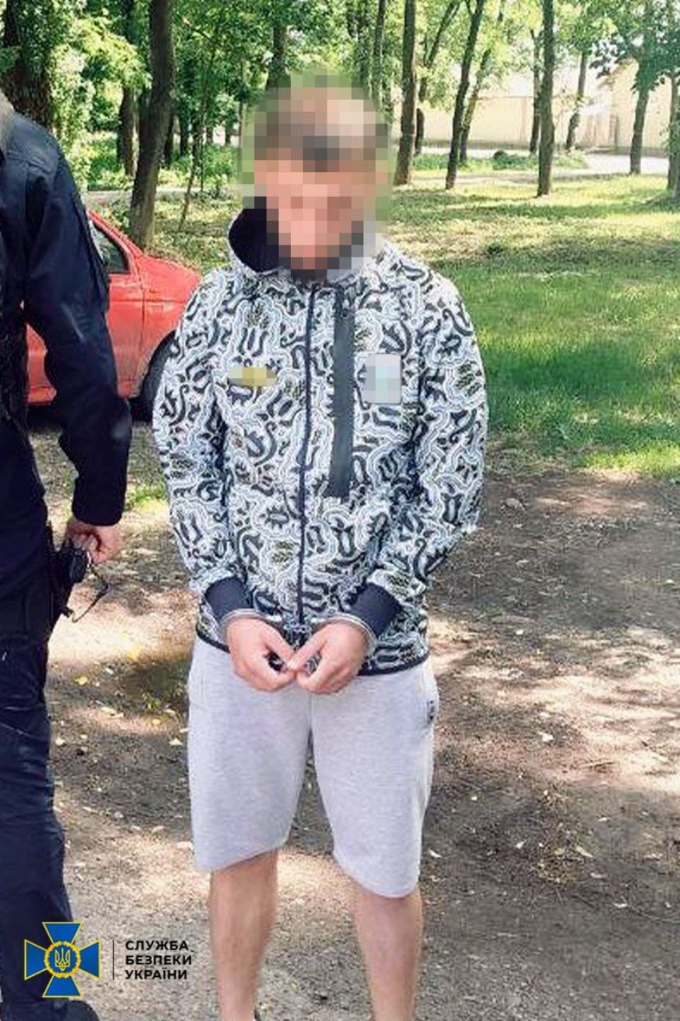 В Україні викрили мережу торговців трофейною зброєю: затримано 15 зловмисників (фото)