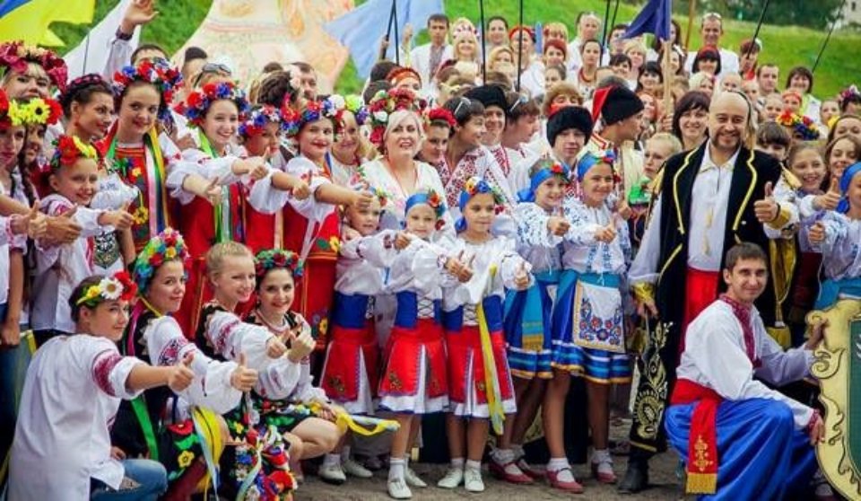 Парад вишиванок у Києві 2014 рік