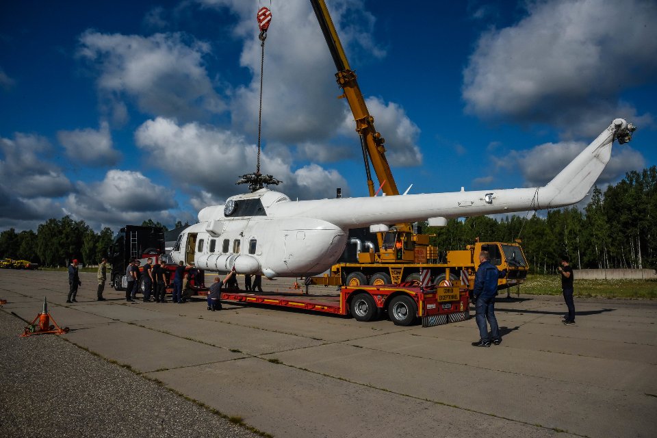 гелікоптер Мі-8 литва Україна