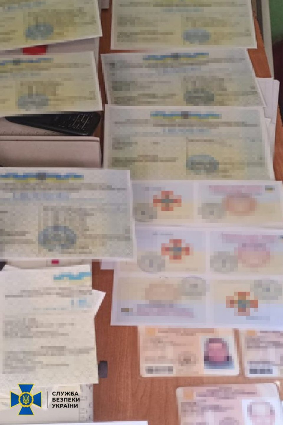 У різних регіонах України викрили масштабну мережу ухилянтських схем