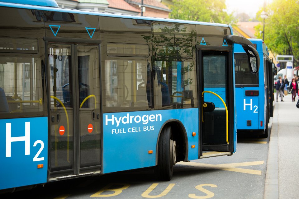 Городской автобус на водороде