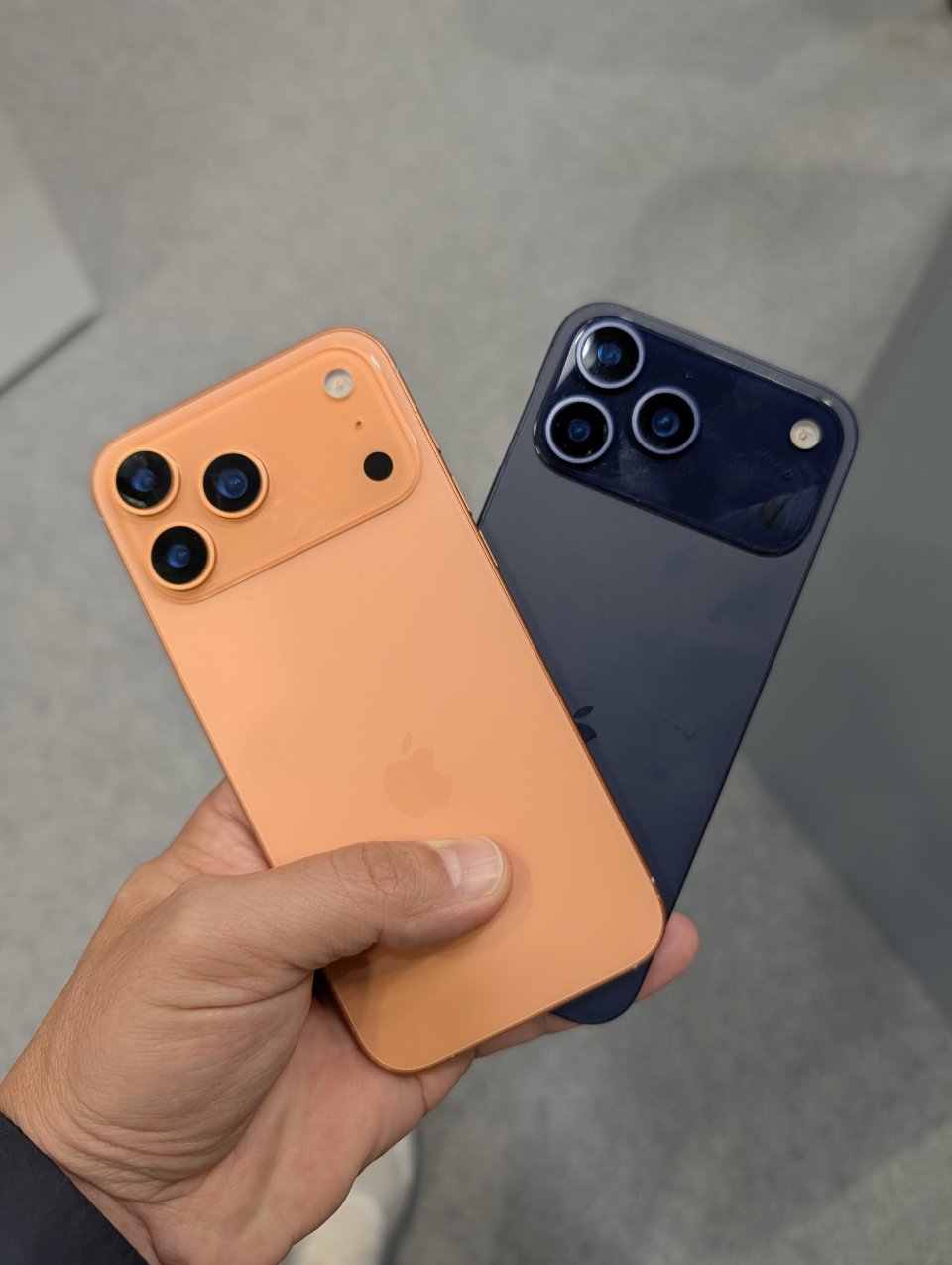 iPhone 17