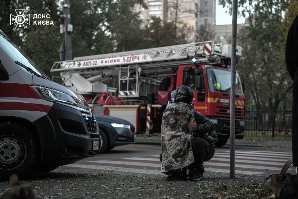 У ніч на 22 жовтня росія масована атакувала Україну, зокрема Київ — шість загиблих, вражені енергооб’єкти