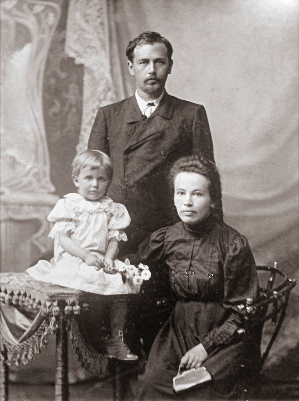 Николай Леонтович с женой