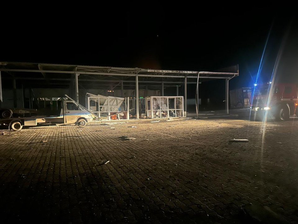 Росіяни уразили поромний комплекс на кордоні з Румунією (фото)