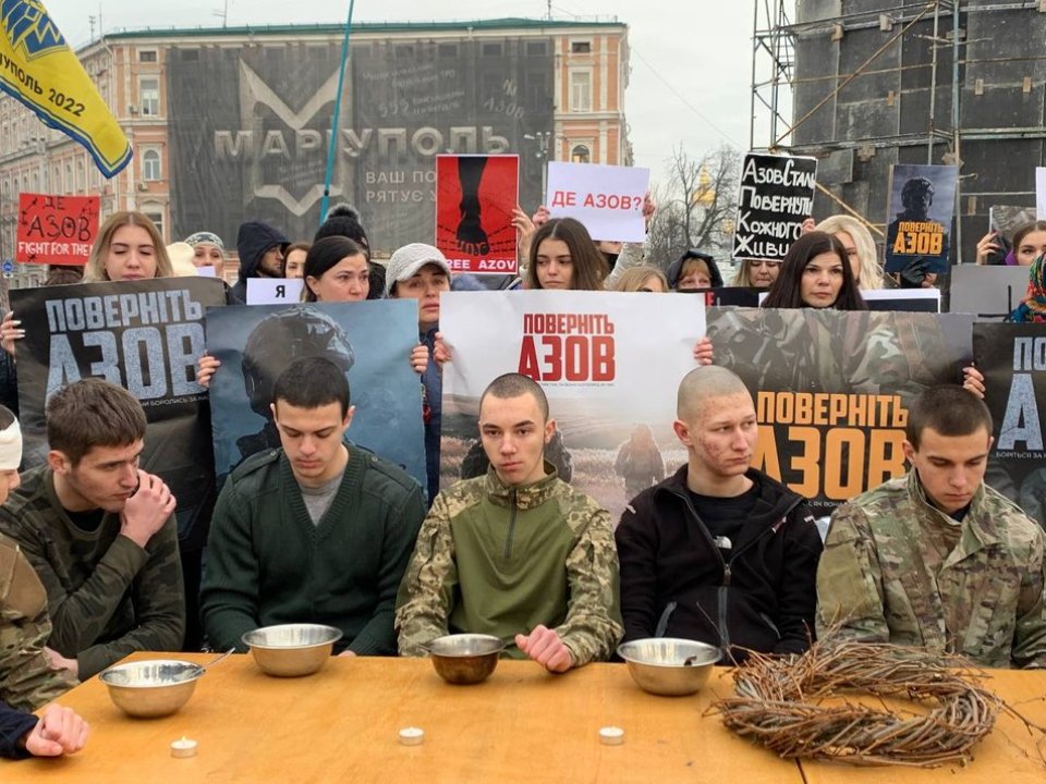 У Києві 24 грудня відбулася акція родичів бійців «Азову»