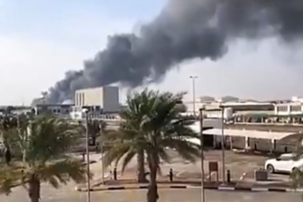 В ОАЕ безпілотники атакували аеропорт та нафтові склади. Є загиблі (відео)