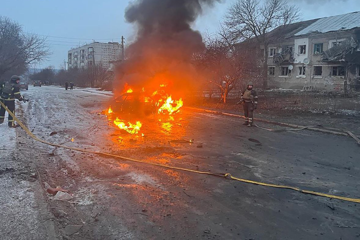 Росіяни знову вдарили артилерією по Куп’янську: є загиблий та поранений (фото, відео)