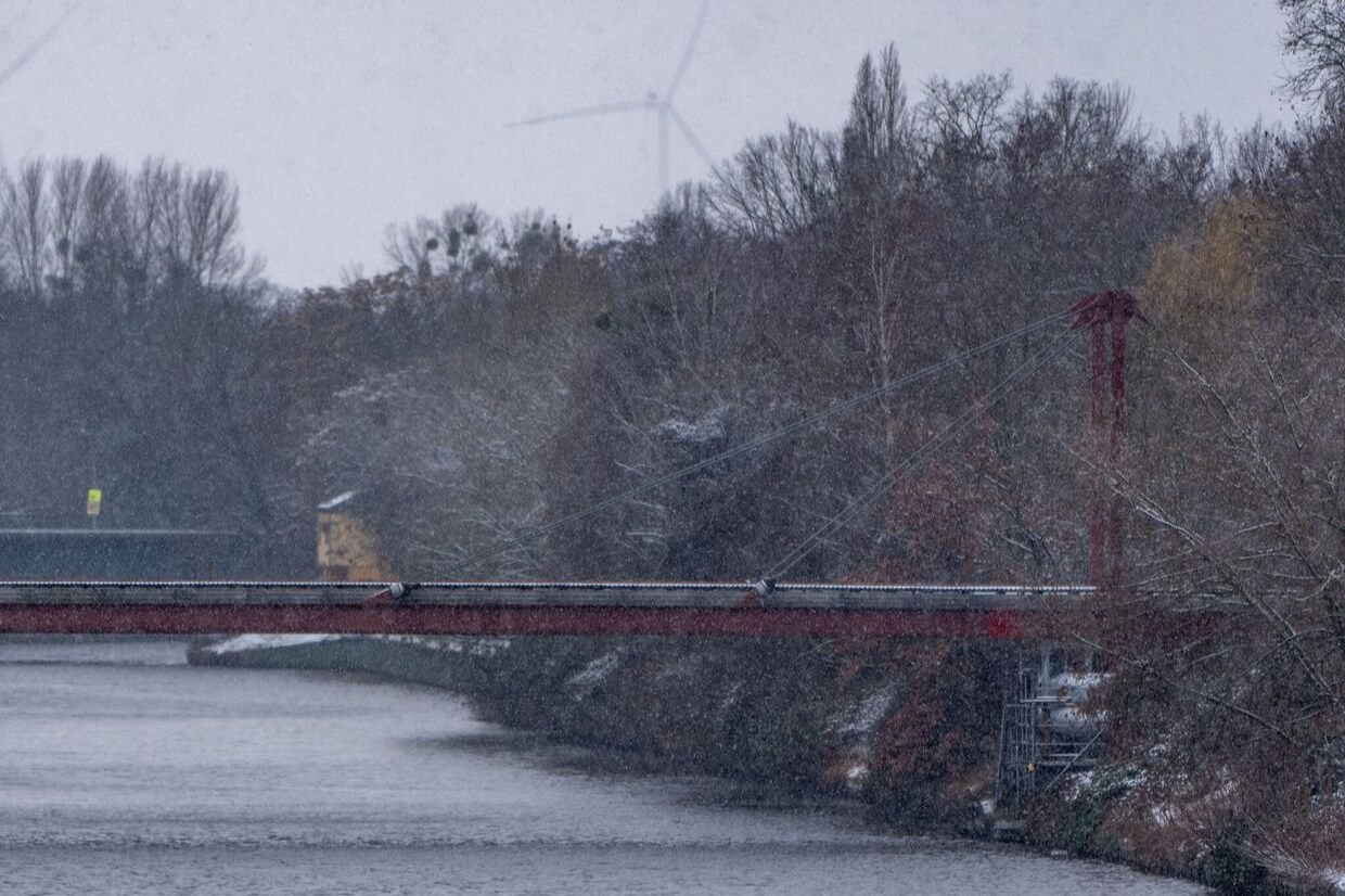 У частині Берліна зникло світло — анархісти підпалили місцеву електростанцію