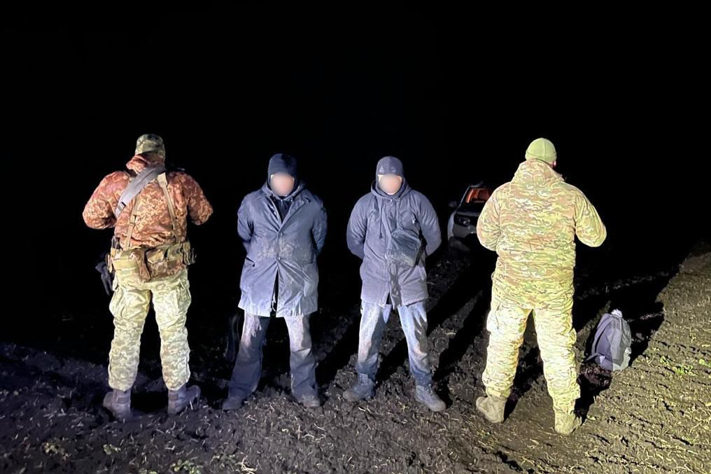 Прикордонники затримали чоловіка, який чотири рази намагався втекти з України