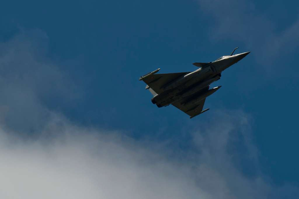 Росія погрожувала збити французькі літаки над Чорним морем — міністр