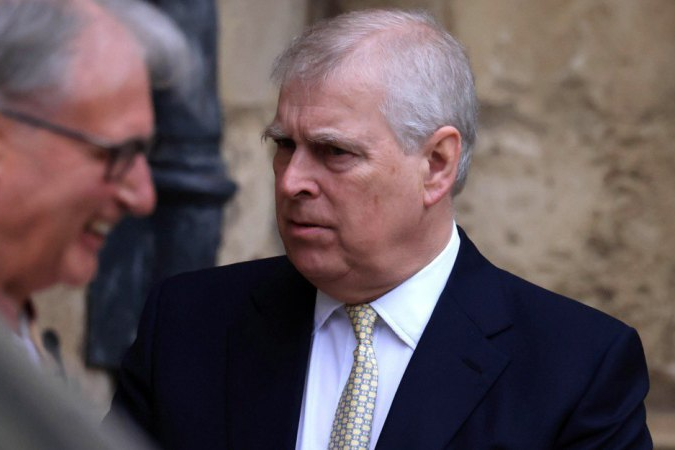 У Великій Британії арештували брата короля — колишнього принца Ендрю, який фігурує у справі Епштейна