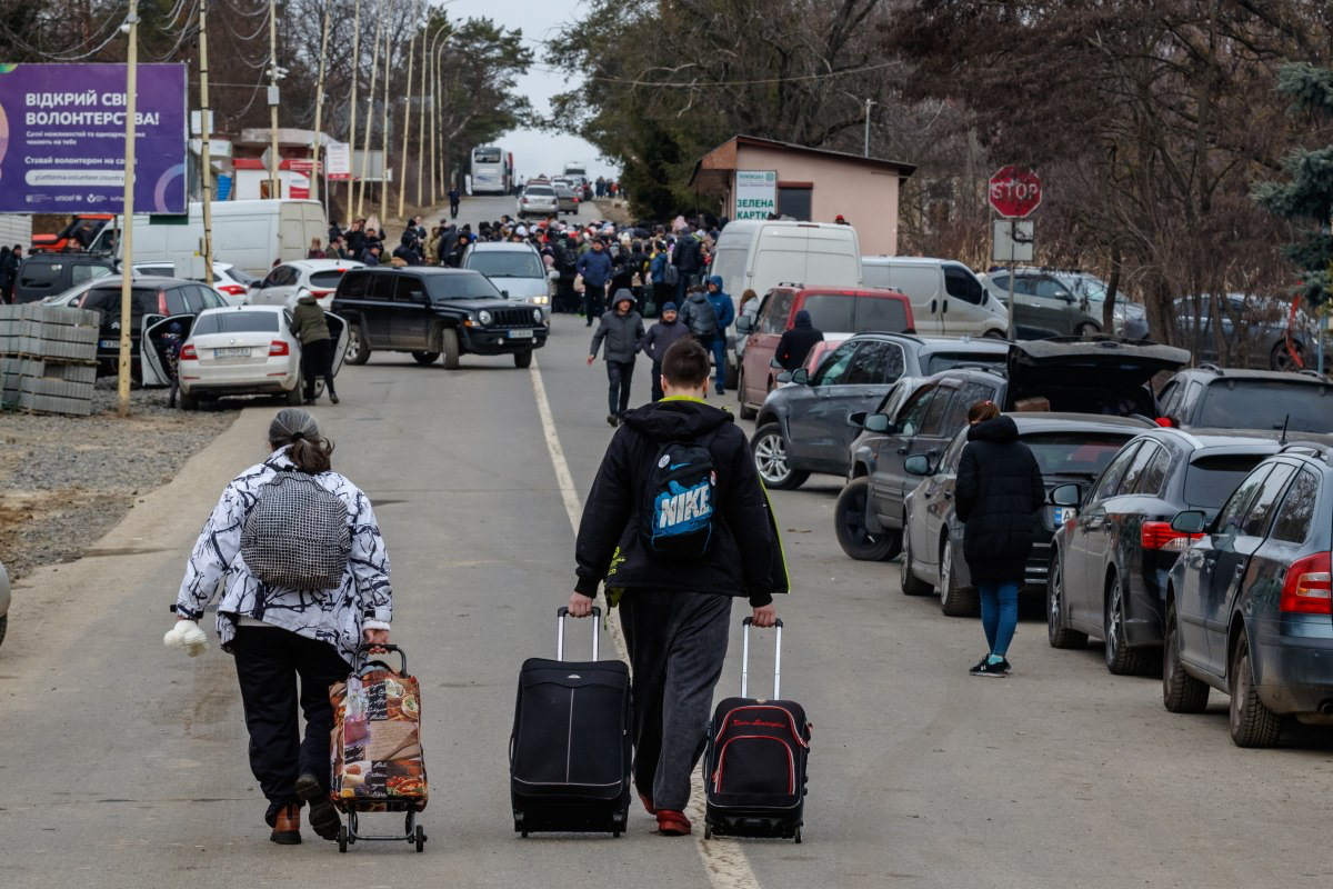 6,5 млн українців стали внутрішніми переселенцями, ще 3,2 млн виїхали за кордон — ООН