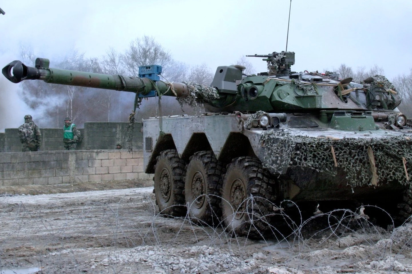 Колісні танки AMX-10 RC вже прибули до України — міністр оборони Франції