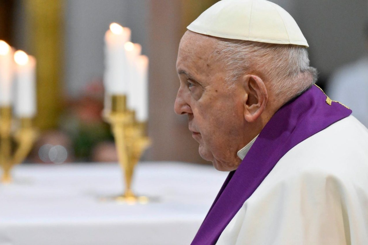 У Ватикані спробували пояснити слова Папи про «білий прапор» у війні в Україні