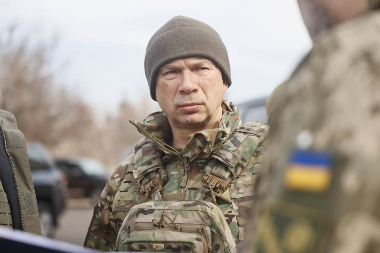 Сирський відвідав позиції, де є ризик просування росіян: що відомо