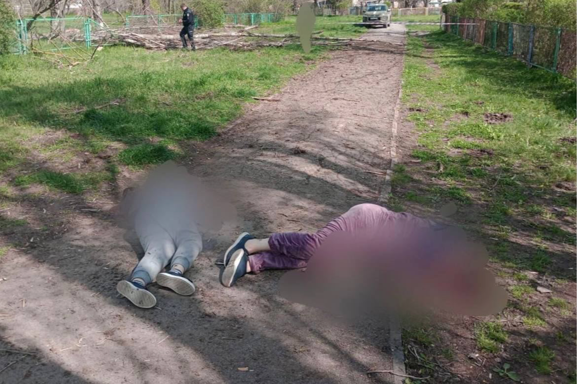 Російська армія завдала удару по Херсону: загинули мати та донька (фото)
