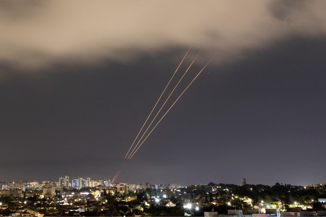 Атака Ірану на Ізраїль: що відомо про напад і чи буде удар у відповідь 