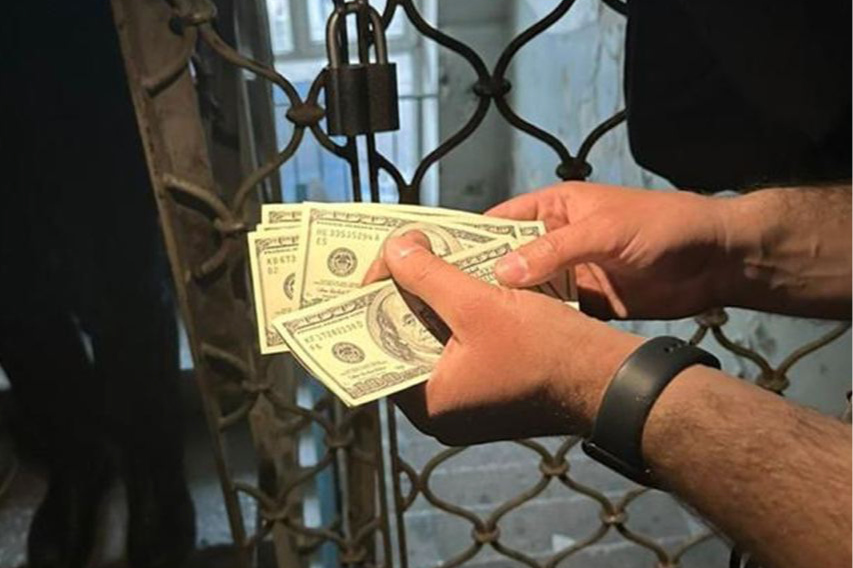 Вимагав хабарі з експортерів зерна: СБУ затримала одного з керівників Держпродспоживслужби Харківщини