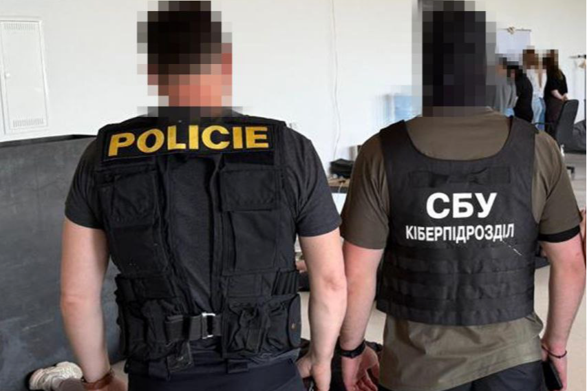 На Закарпатті викрили кол-центр, який обкрадав громадян ЄС