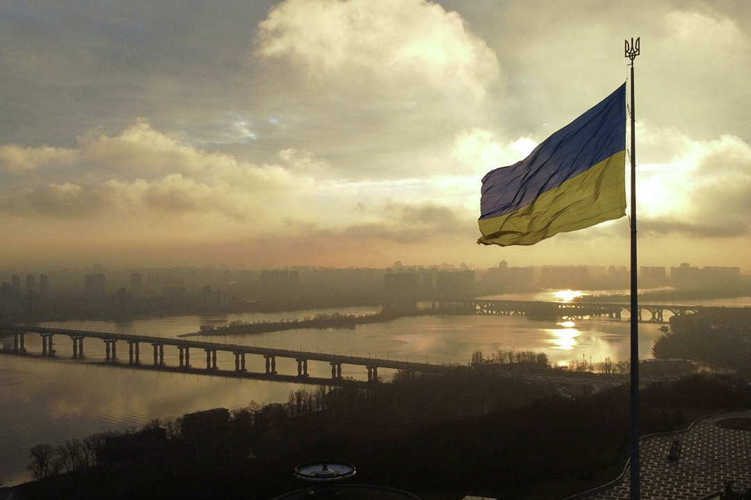 52% українців налаштовані «дуже оптимістично» щодо майбутнього України — опитування