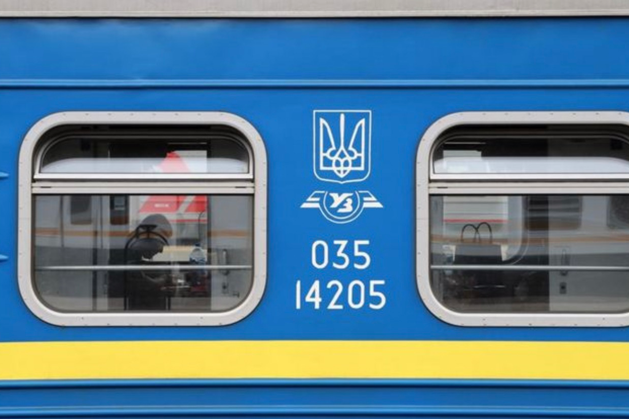 Інтернет Starlink запрацює у поїздах «Укрзалізниці» до кінця року