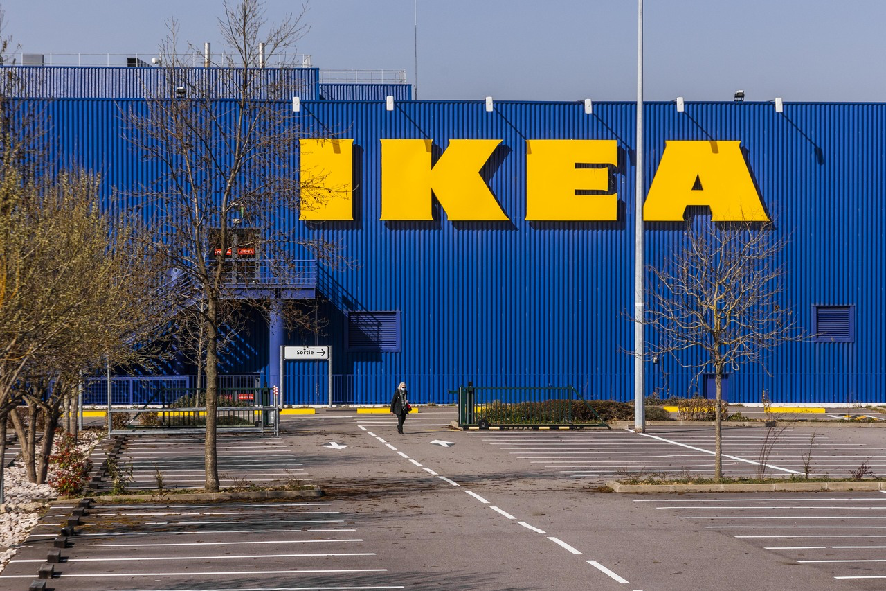 IKEA вирішила повністю піти з росії: фабрики виставили на продаж