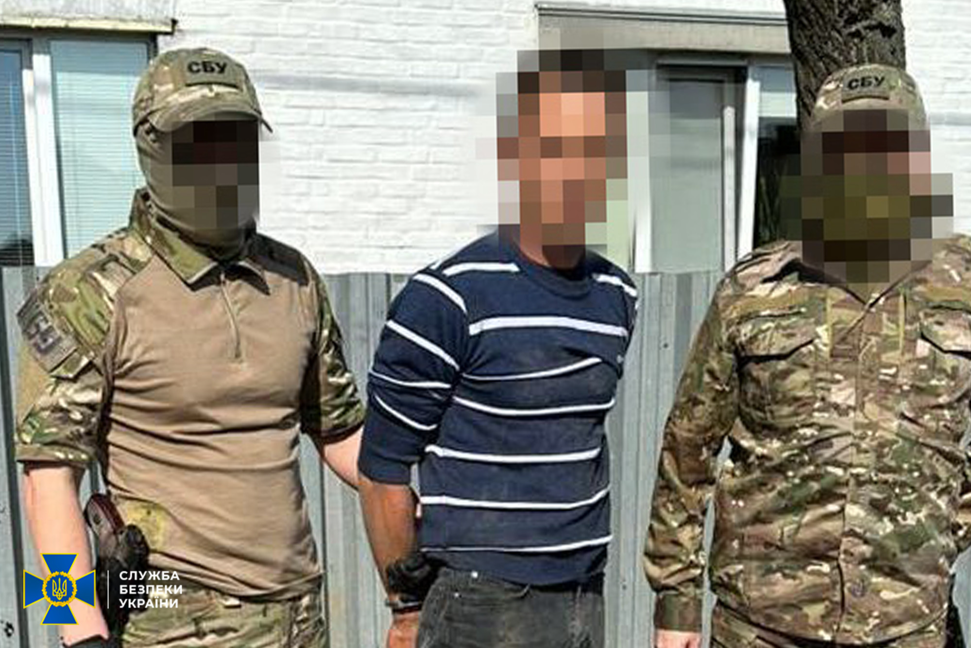 СБУ затримала колаборанта, який мав «дозвіл» грабувати будинки на окупованій Луганщині (відео)