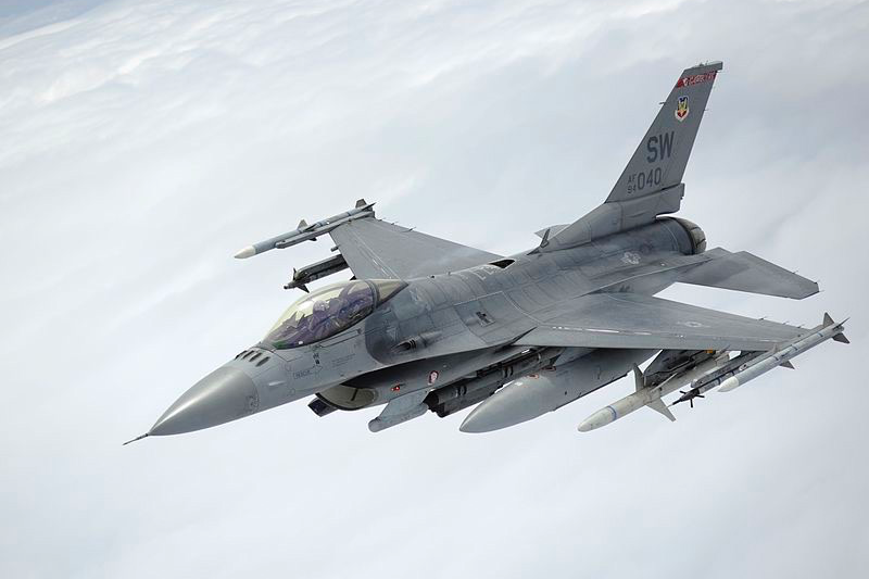 Данія готова передати Україні винищувачі F-16, але є умова